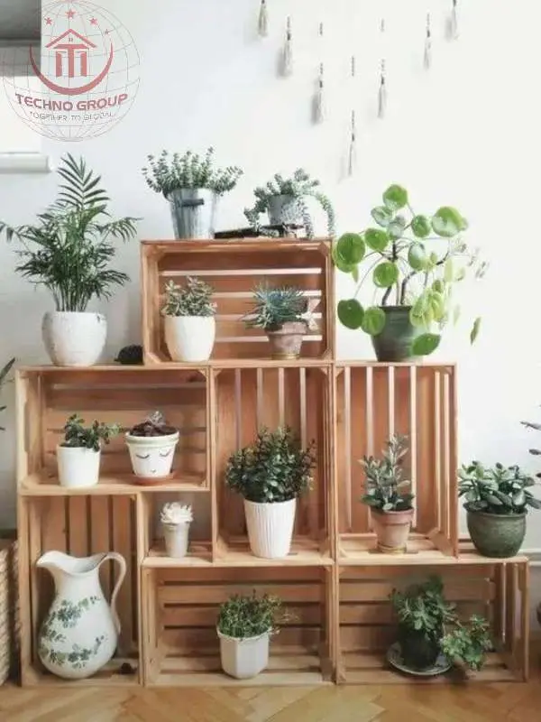 "Rustic pallet crate box crafted from reclaimed wood, ideal for versatile storage solutions."